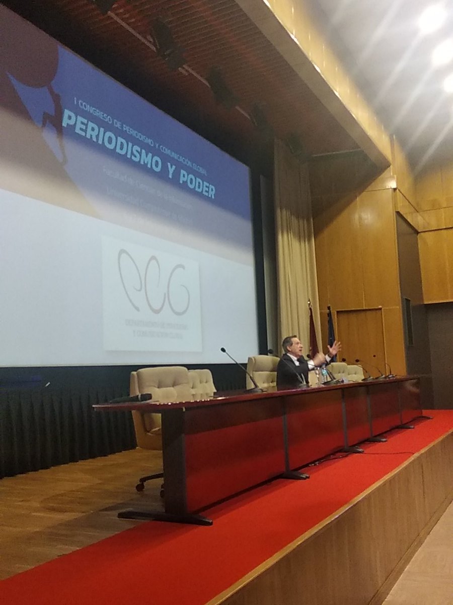 Iñaki Gabilondo inaugura el primer Congreso "Periodismo y Comunicación Global: Periodismo y Poder"  - 3