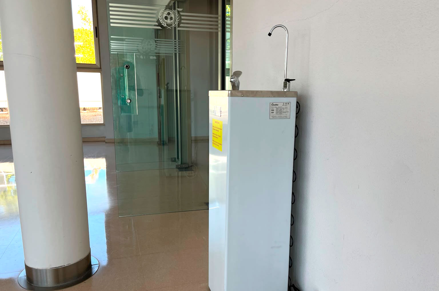 La Facultad amplía su red de fuentes de agua potable con siete nuevos puntos de suministro